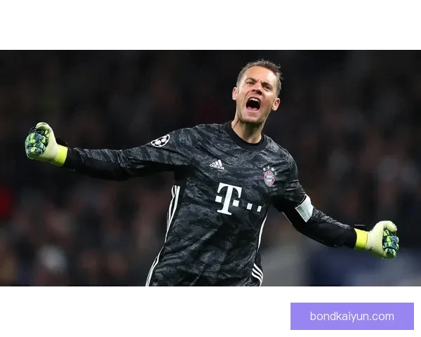 诺伊尔本赛季传球成功率保持稳定，展现门将位置出色出球能力